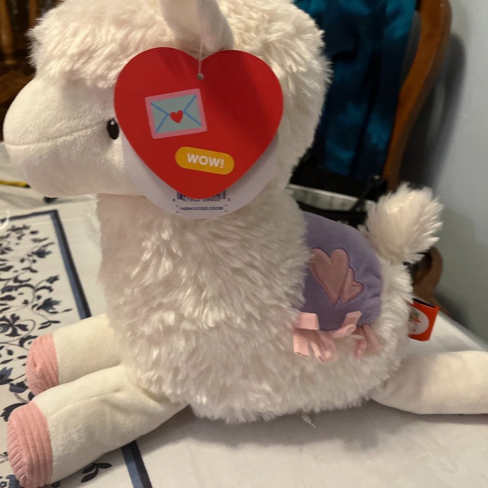 NWT Giggle Scape  Lamb Stuffed Animal